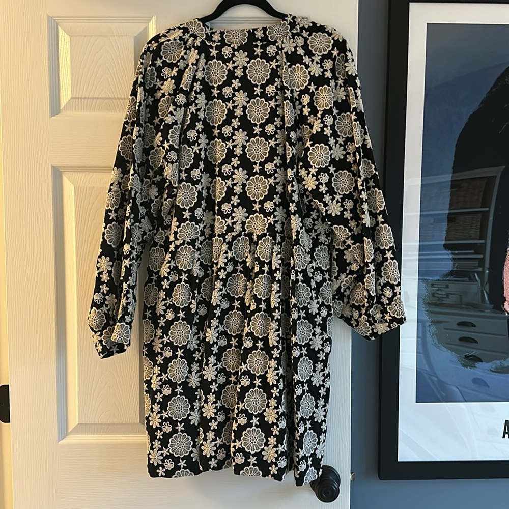 Tuckernuck Hyacinth House Black and White Floral Long Sleeve Dress - Picture 6 of 7